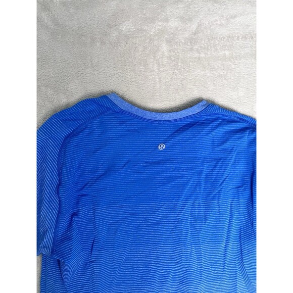 Lululemon Men’s M Vent Tech Short Sleeve Shirt Blue Gym Workout Run Athleisure - Picture 9 of 11